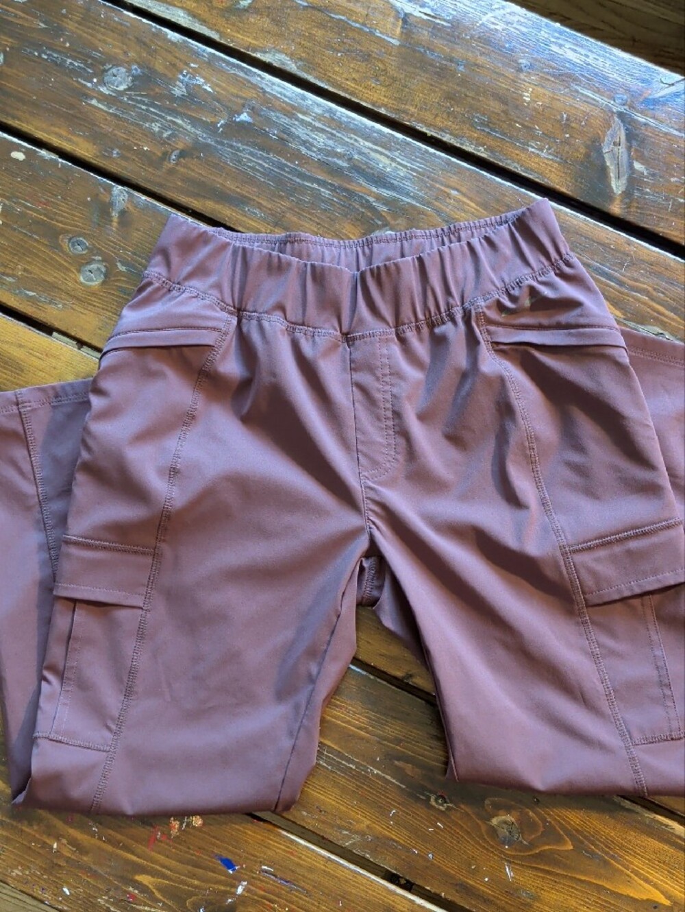 Eddie Bauer Mauve Active Cargo Leggings - Picture 4 of 8